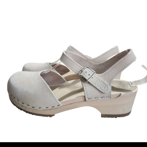 Sandgren's Saragasso Sand Nubuck Made In Sweden Scandinavian Clogs EU 38  US 8 - Picture 2 of 9